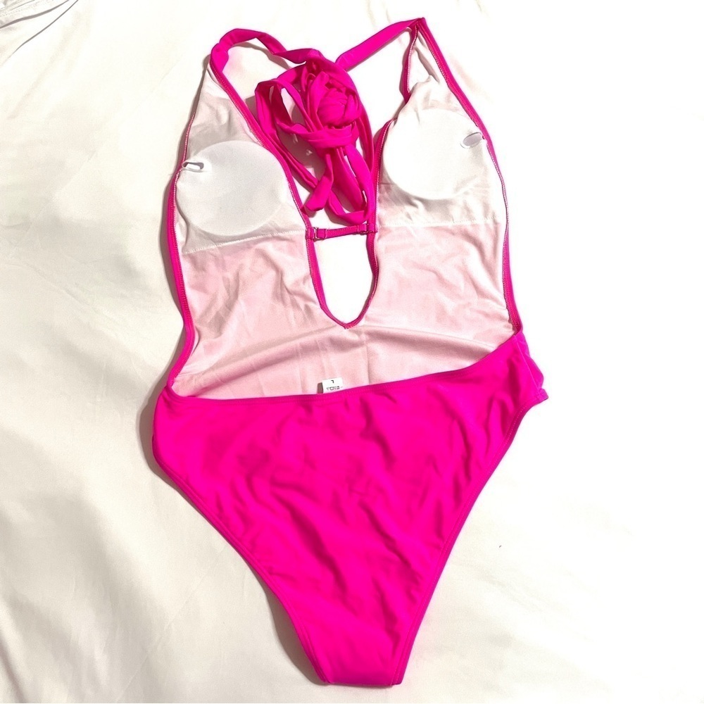 Sweaty Rocks swimsuit - Picture 5 of 6